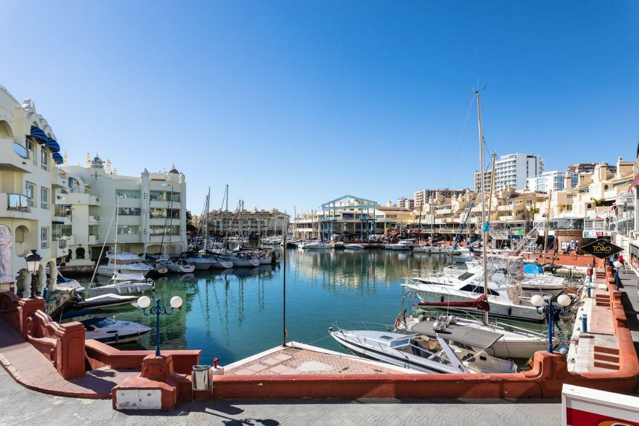 Apartamento Magnifico apartamento con vistas en Puerto Marina Benalmádena Exterior foto