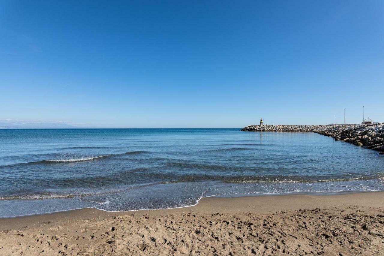 Apartamento Magnifico apartamento con vistas en Puerto Marina Benalmádena Exterior foto